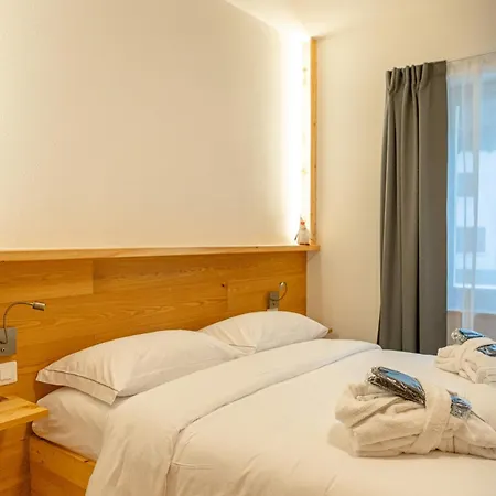 Apartment De Earth - Con Sauna