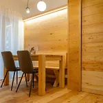 De Earth - Con Sauna * Caprile (Veneto)