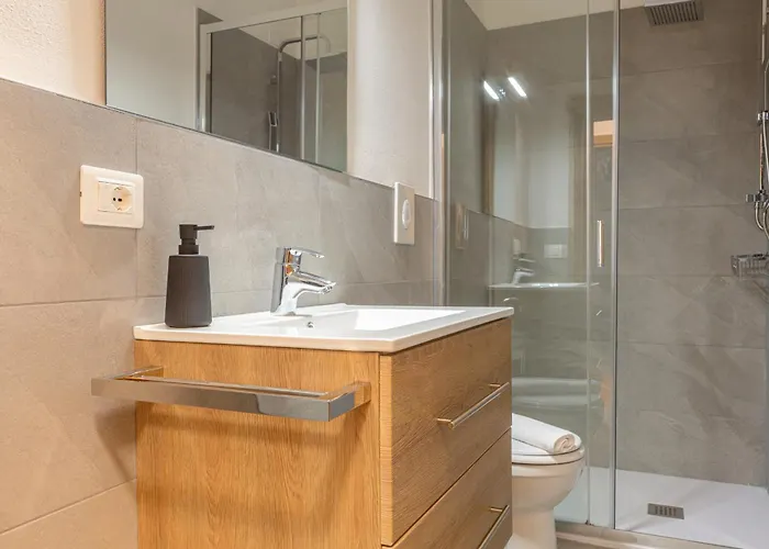 De Earth - Con Sauna * Caprile