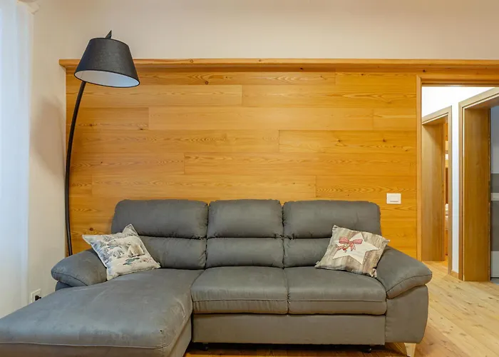 De Earth - Con Sauna * Caprile