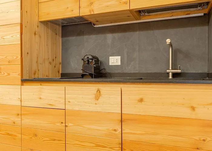 De Earth - Con Sauna Caprile